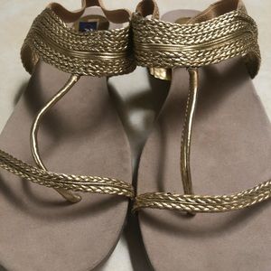 Cute Gold Sandals NWOT